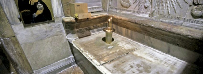 Santo Sepulcro de Jerusalén donde está la tumba de Cristo en obras por restauración noviembre 2016