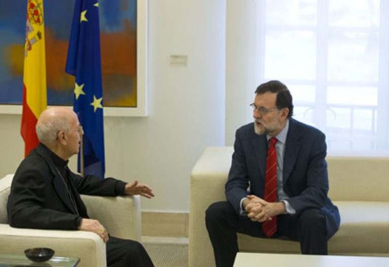 cardenal Ricardo Blázquez presidente de la CEE con el presidente del Gobierno Mariano Rajoy 7 marzo 2017
