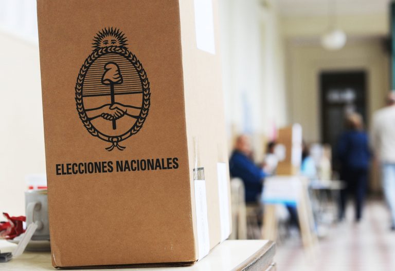 Con la Mirada Puesta – Tiempo de elecciones: Una escuela para todos