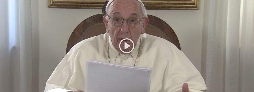 papa Francisco envía un vídeo sobre Lorenzo Milani a participantes Feria Milán presentación libro abril 2017