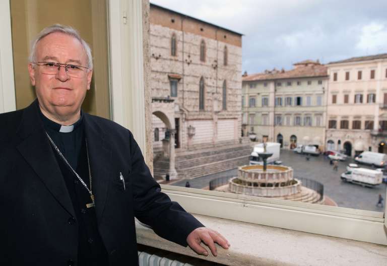 Gualtiero Bassetti cardenal arzobispo de Perugia posible presidente de la Conferencia Episcopal Italiana 2017