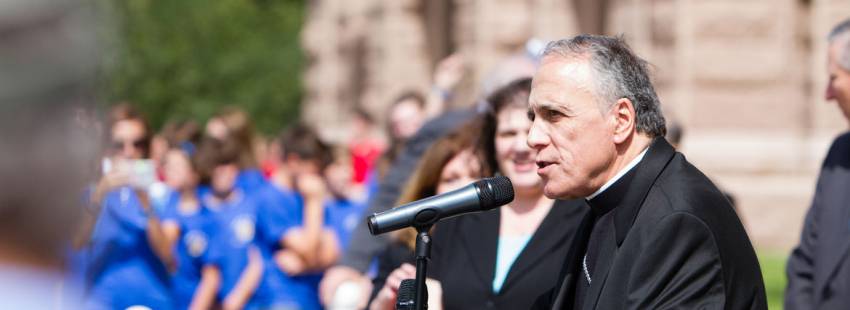 El cardenal DiNardo durante un acto público 2017