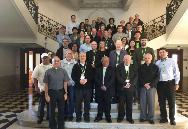 El CELAM impulsa “la hora de los laicos”