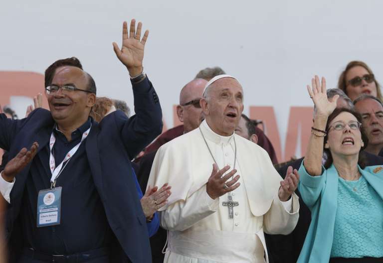 papa Francisco celebra vigilia Renovación Carismática 50 años junio 2017