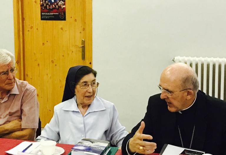 Carlos Osoro, Sor Josefina Salvo y Jaime Carlos Garvi, en la presentación de la beatificación de