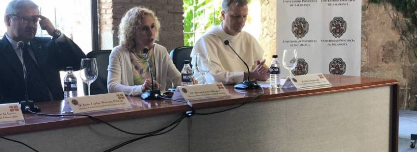 La rectora de UPSA, Mirian Cortés, en la apertura de los IV Diálogos de Yuste