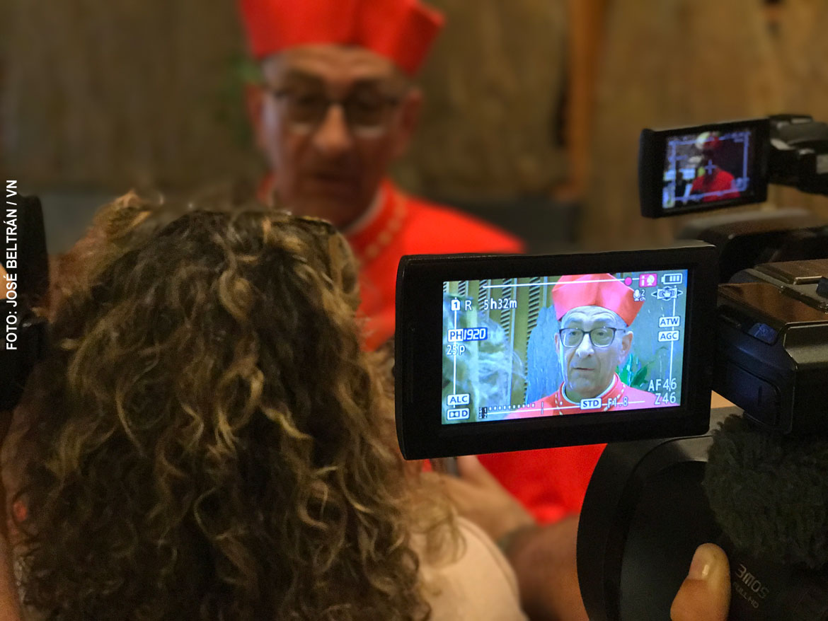 papa Francisco con cardenal Juan José Omella consistorio cardenales 28 junio 2017