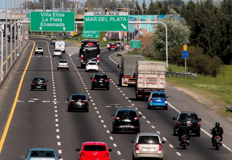 Un convenio para forestar rutas y autopistas
