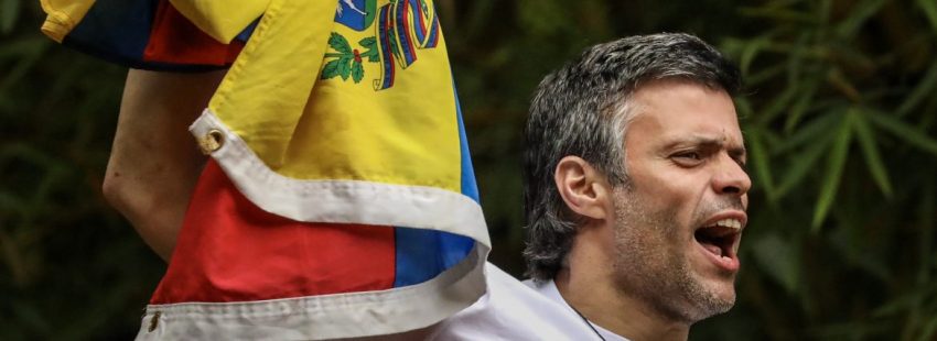 El opositor venezolano Leopoldo López, en su casa en Caracas, 8 de julio de 2017, tras ser