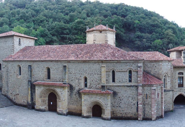Monasterio de Santo Toribio de Liébana Santander