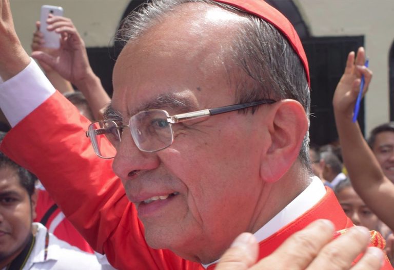 Cardenal Rosa Chávez: “Traicionar mi coherencia sería una estafa para la gente”