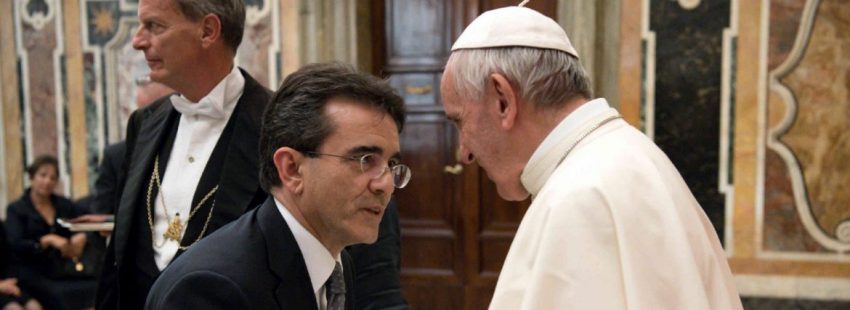 El Papa Francisco recibe al periodista Alfredo Somoza en el Vaticano/L'Osservatore Romano