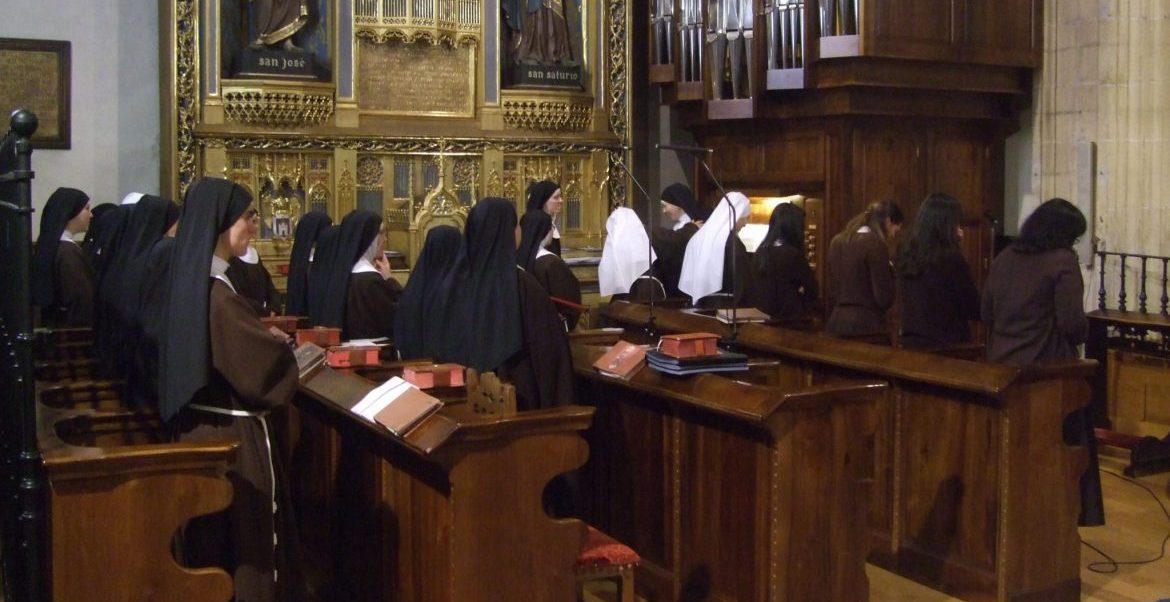 Religiosas contemplativas clarisas de Soria, en su convento