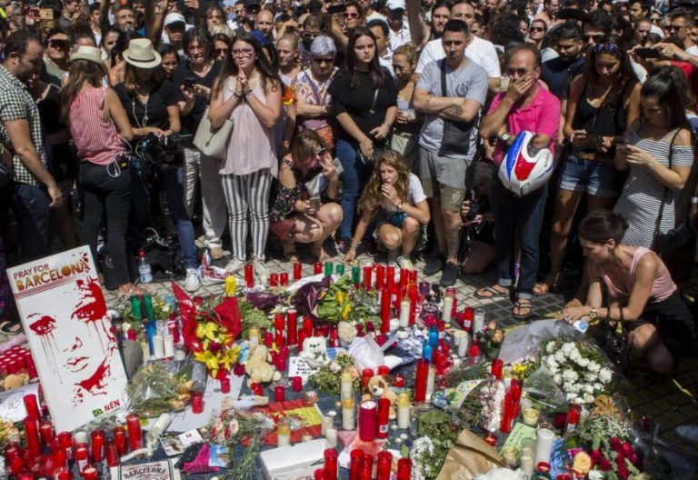 Concentración en las Ramblas, tras el atentado en Barcelona/EFE