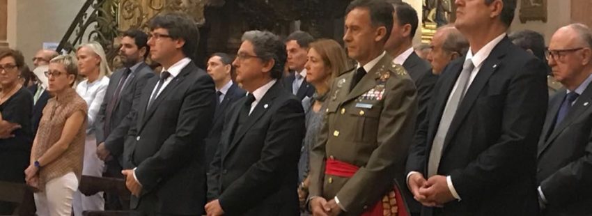 Las autoridades en la misa en honor a la Virgen de la Mercé 24 septiembre