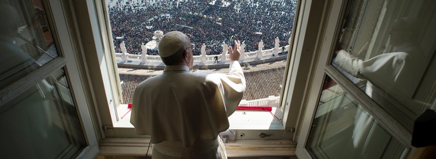 El Pentecostés del papa Francisco: vuelve el Regina Coeli con fieles a la plaza de San Pedro