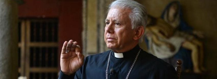 El gobierno arrebata a la Iglesia ayuda para damnificados por el terremoto