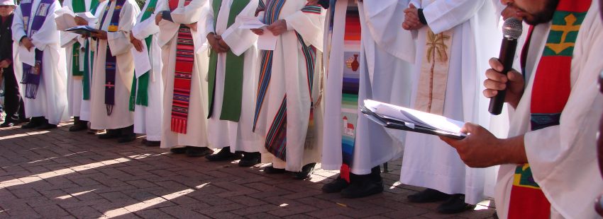 Católicos piden perdón por la implicación de miembros de la Iglesia en la violencia