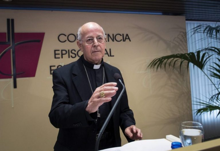 Ricardo Blázquez, en la comparecencia ante los medios ante el referéndum del 1-O en Cataluña/EFE