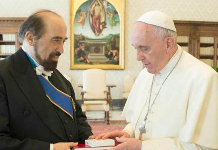 Algunos sectores políticos colombianos pidieron al Papa aplazar su viaje