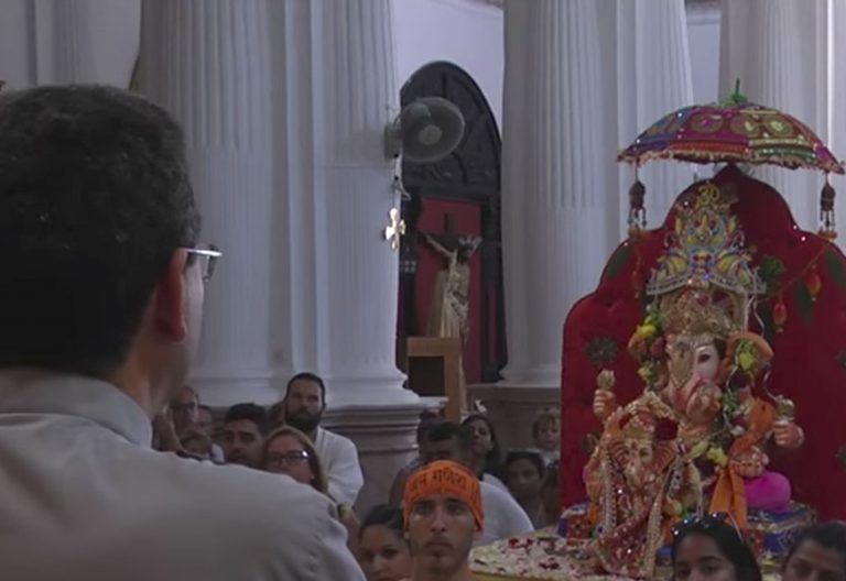 La deidad hindú, en su visita a la Virgen de África Nuestra Señora patrona Ceuta Ganesh