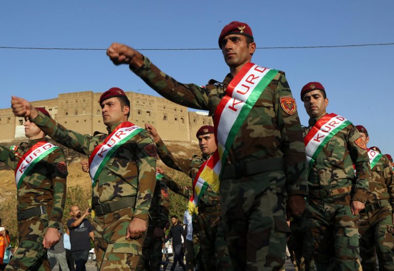 marcha de militares kurdos para apoyar la independencia de Irak referéndum 25 septiembre 2017