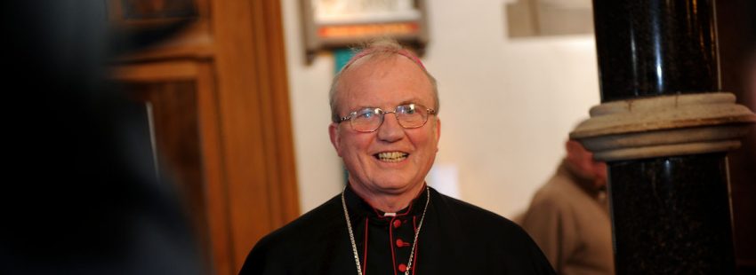 El obispo de Derry, Donal McKeown Irlanda