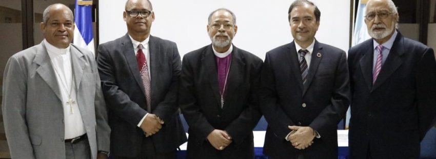 Iglesias vs pobreza en República Dominicana