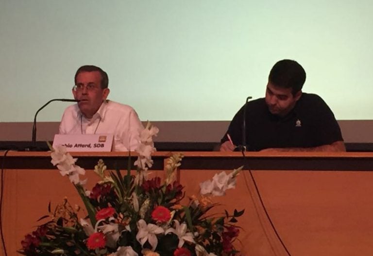 Fabio Attard en las Jornadas de Pastoral: “El acompañamiento y el discernimiento no son un