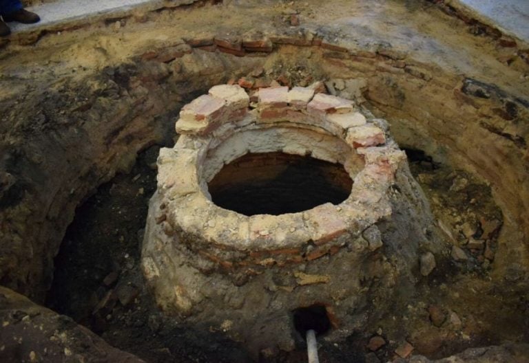 El sorprendente pozo en medio de la Catedral de Goya