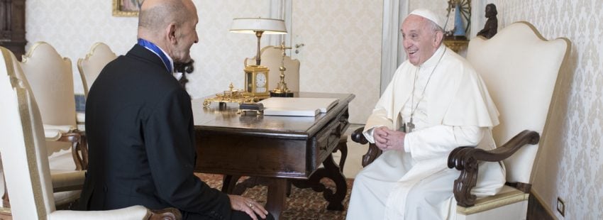 papa Francisco con el nuevo embajador español ante la Santa Sede en el Vaticano 2 octubre 2017