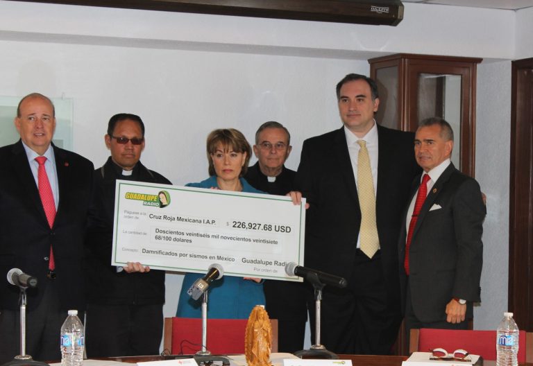 Migrantes de EE.UU. envían donativo para afectados por los terremotos en México