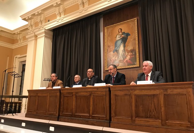 El cardenal Omella preside la presengtación del libro de Juan María Laboa 'Pablo VI, España y el Concilio Vaticano II' el 21 de noviembre de 2017 en Madrid