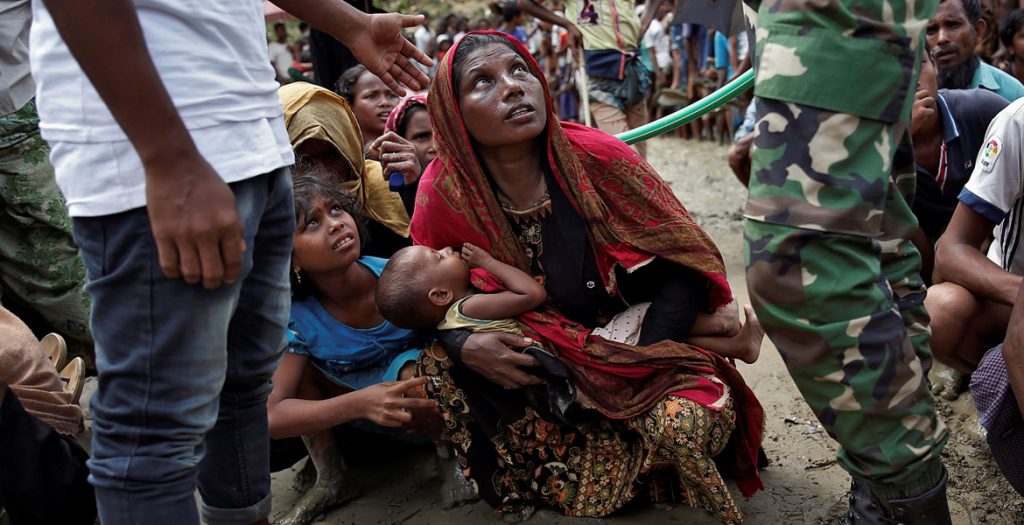 minorías rohingya en un campo de refugiados en Bangladesh, huidos de Myanmar