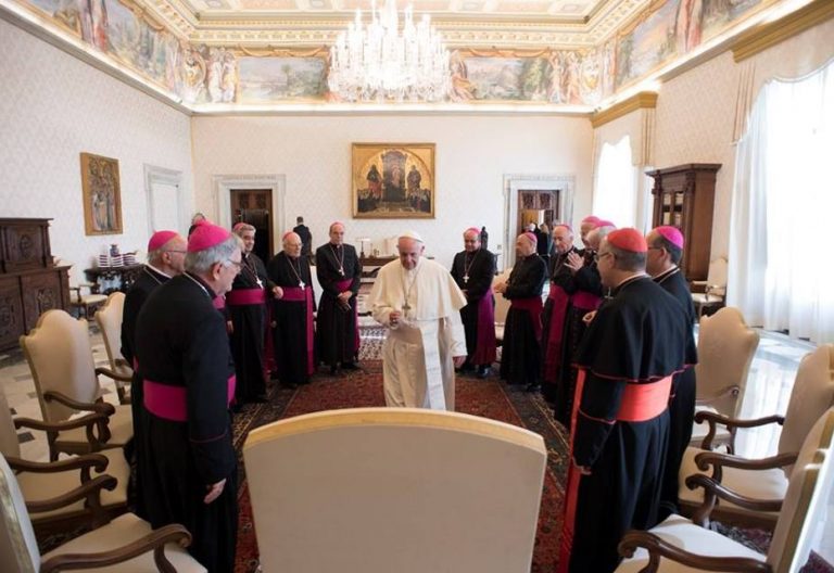 Los obispos flamencos se reunirán con el Papa tras lanzarse a la bendición de parejas homosexuales