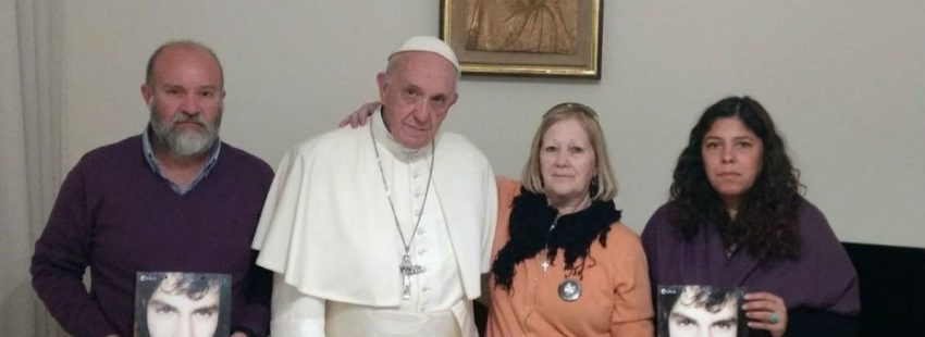 El Papa Francisco recibe a la familia del argentino Santiago Maldonado