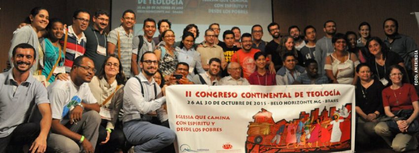 participantes en el II Congreso Continental de Teología Brasil 2015