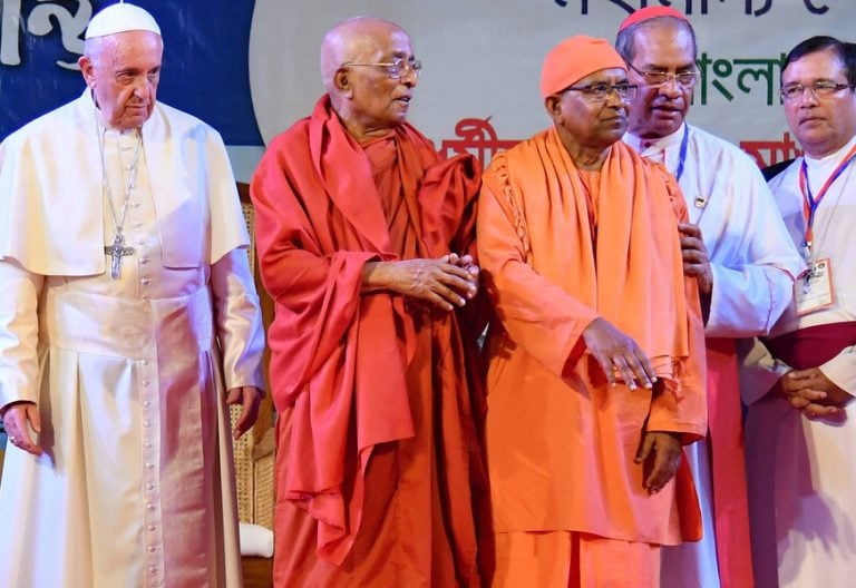 papa Francisco viaje a Bangladesh encuentro interreligioso y ecuménico por la paz 1 diciembre 2017