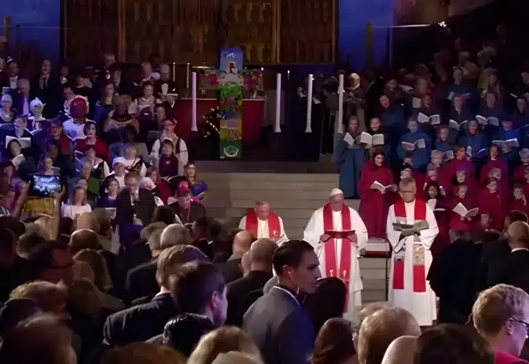 El Papa a los luteranos: “No podemos ser oponentes o rivales”