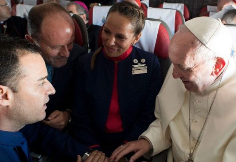 Primera boda papal en las alturas