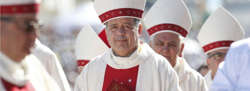 Juan Barros, obispo de Osoro, Chile acusado de encubrir casos de abusos