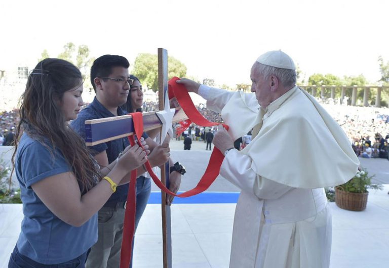 papa Francisco viaje Chile encuentro con jóvenes santuario de Maipú en Santiago 17 enero 2018