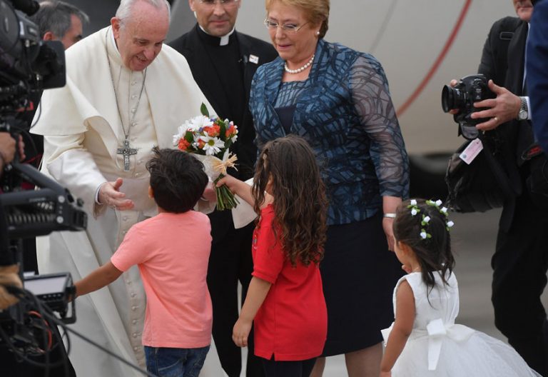 papa Francisco y Michelle Bachelet viaje Chile enero 2018