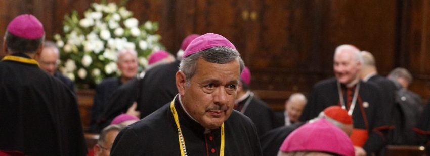 El obispo de Osorno, Juan Barros, durante la visita del Papa a Chile/EFE