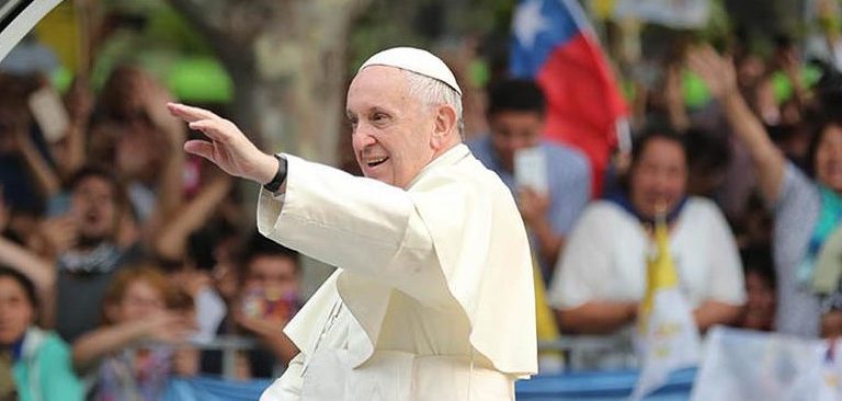 Primer día de Francisco en Chile: el lado oscuro