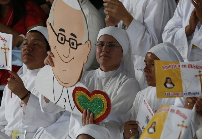 religiosas en Bolivia durante la visita del papa Francisco julio 2015