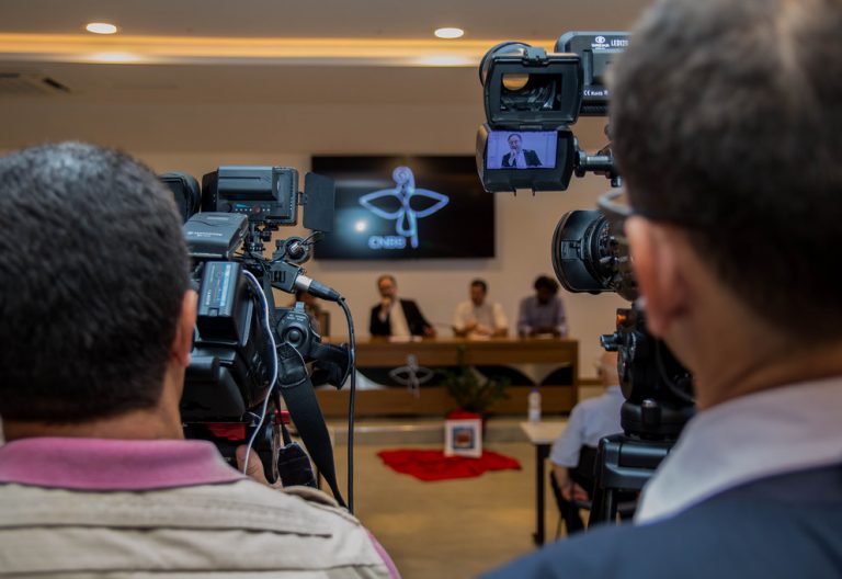 Los obispos brasileños desmienten supuesta financiación de proyectos abortistas y grupos