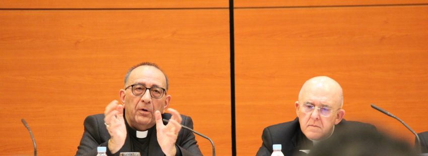 El papa Francisco improvisa una cumbre informal con Omella y Osoro sobre el futuro de la Iglesia