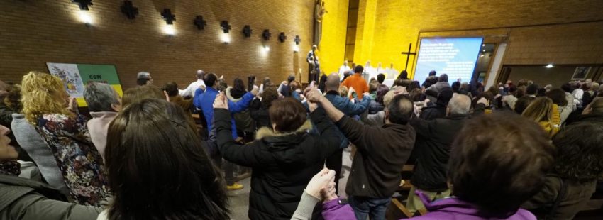 Celebración de una eucaristía en una parroquia en Valladolid/IGLESIA EN VALLADOLID