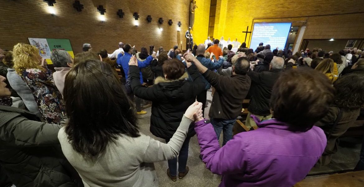 Celebración de una eucaristía en una parroquia en Valladolid/IGLESIA EN VALLADOLID